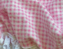 Load image into Gallery viewer, Gingham Blooms
